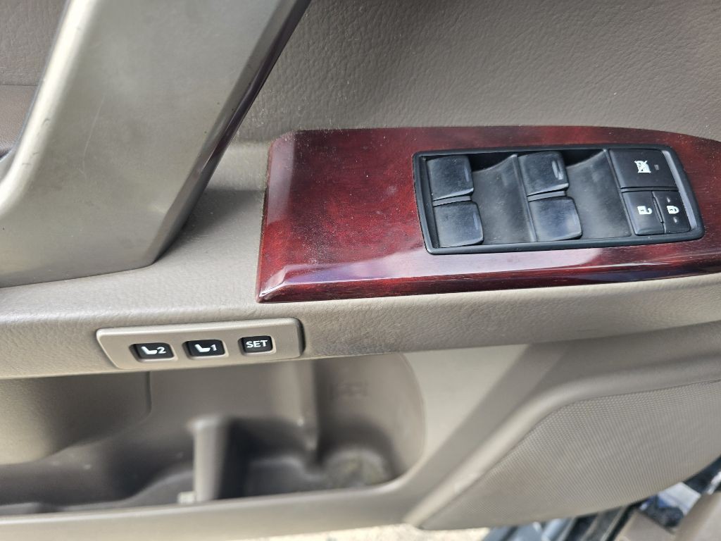 2013 Lexus GX Image 13