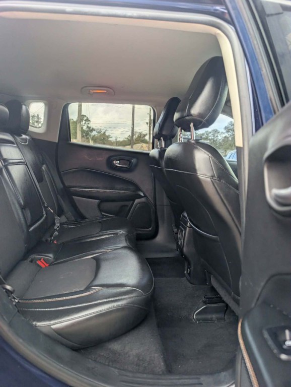 2018 Jeep Compass Image 10