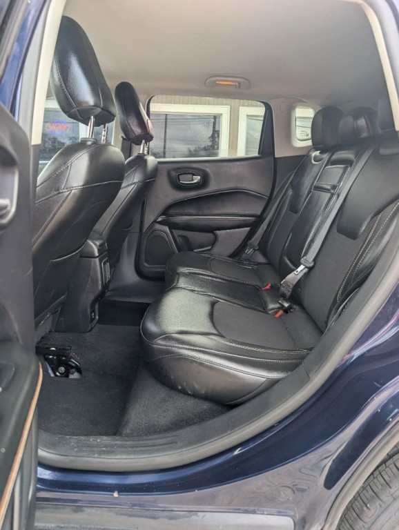 2018 Jeep Compass Image 15