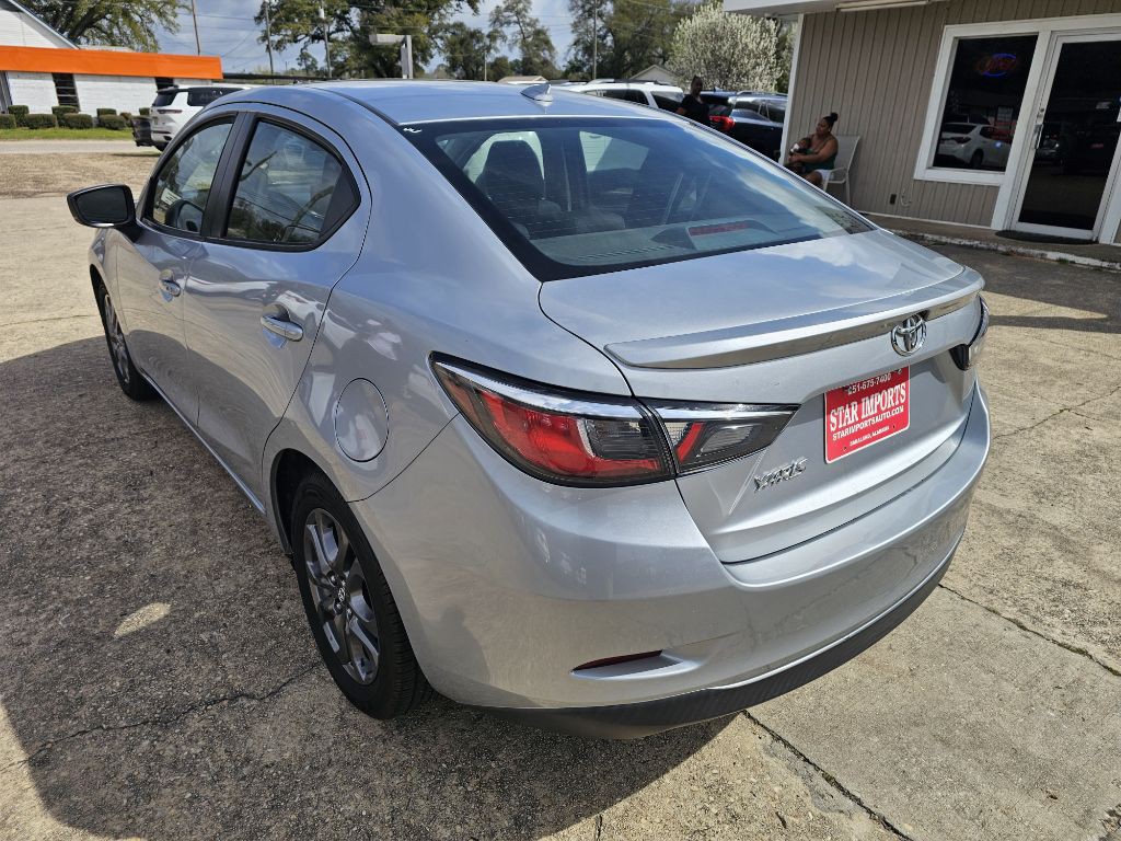 2019 Toyota Yaris Image 9