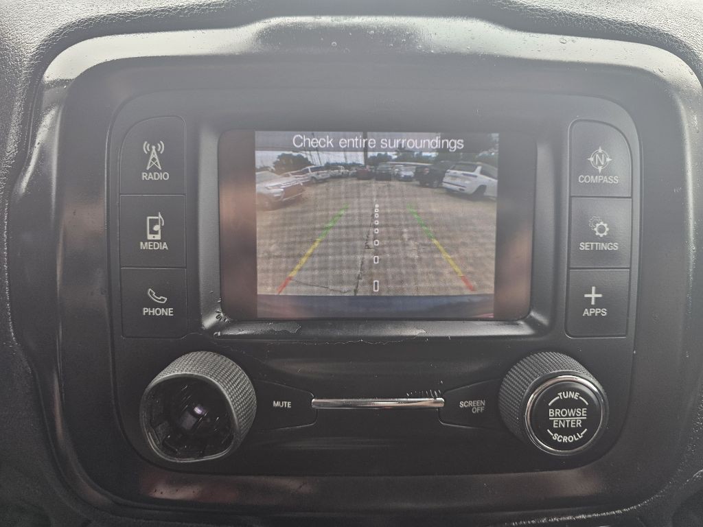 2019 Jeep Renegade Image 16