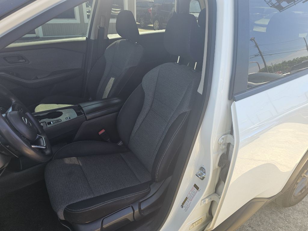 2021 Nissan Rogue Image 10