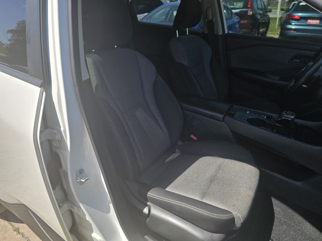 2021 Nissan Rogue Image 13