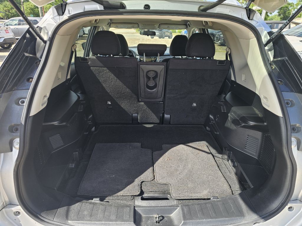 2015 Nissan Rogue Image 14