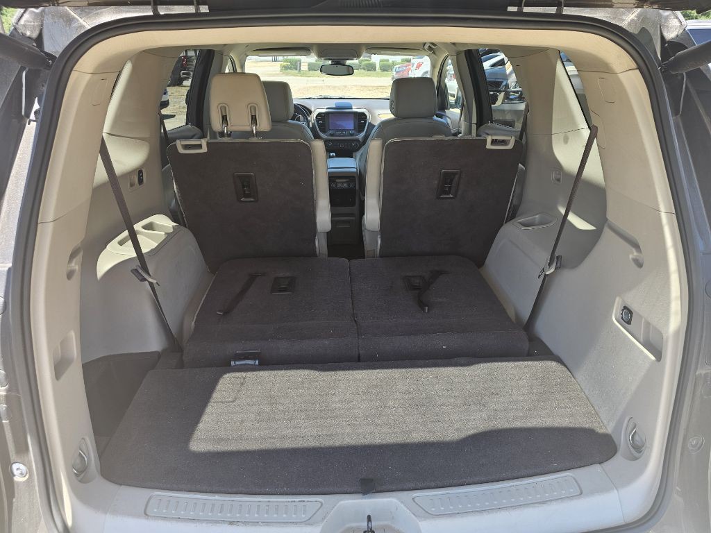 2019 GMC Acadia Image 12