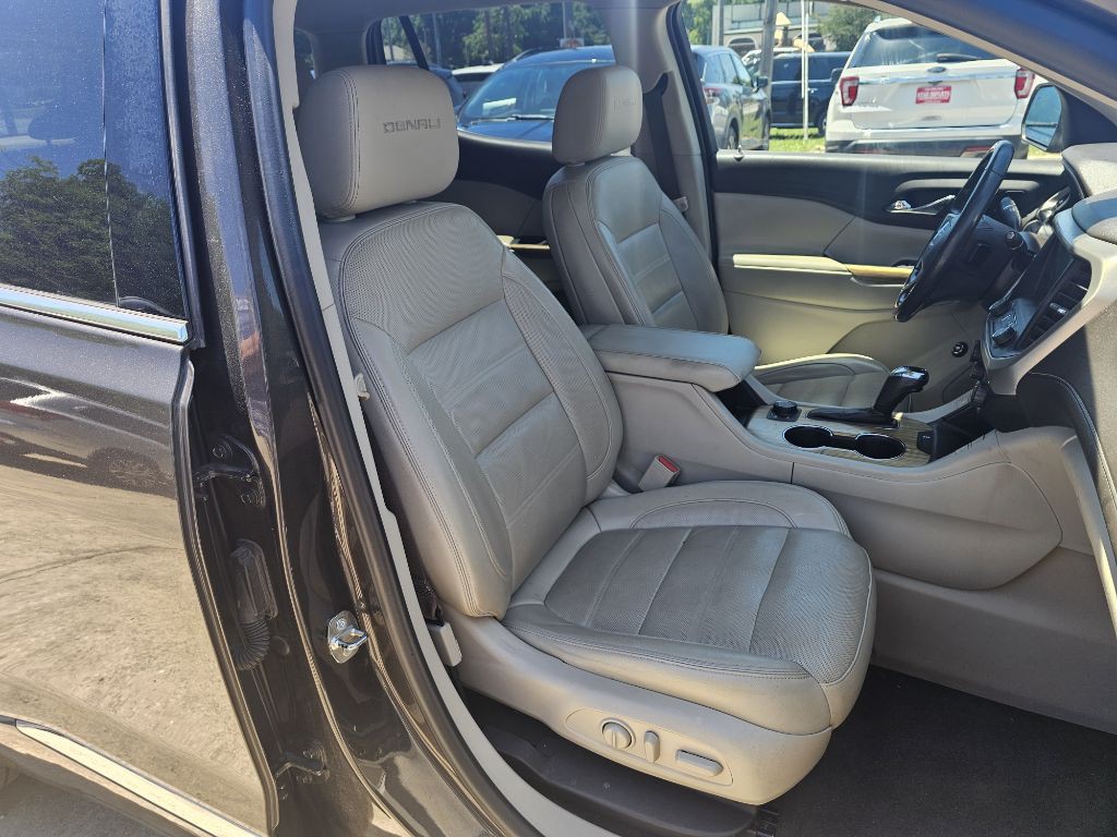 2019 GMC Acadia Image 14