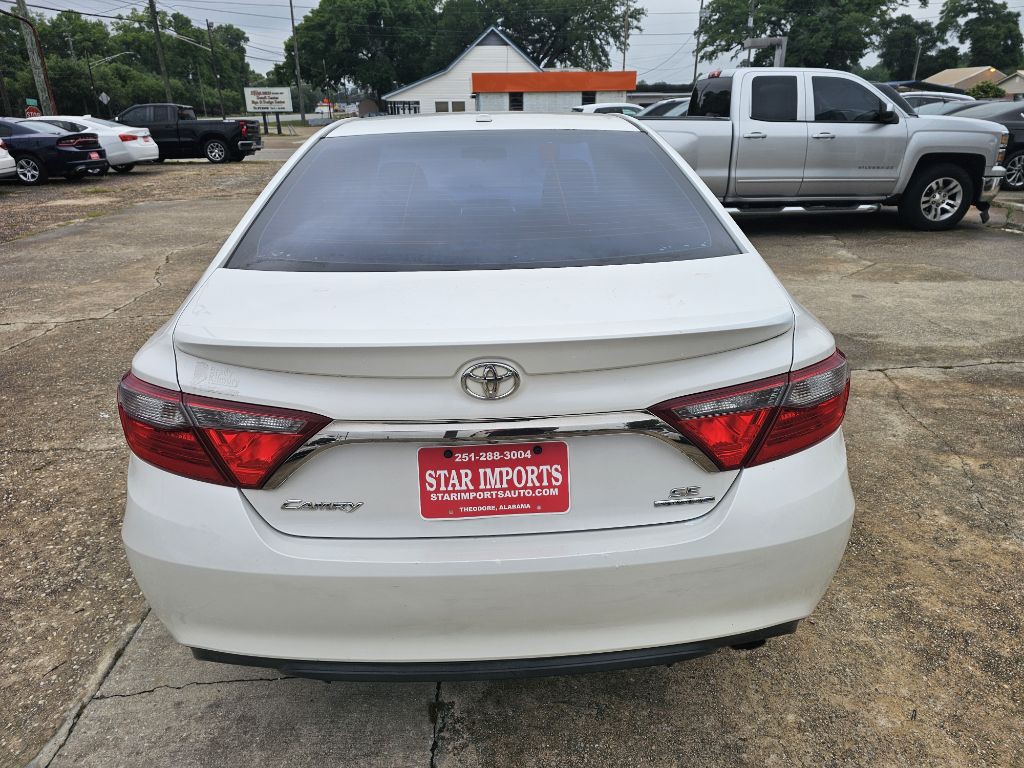 2016 Toyota Camry Image 7