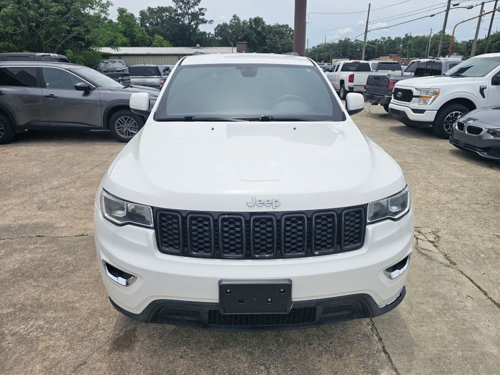 2017 Jeep Grand Cherokee Image 3
