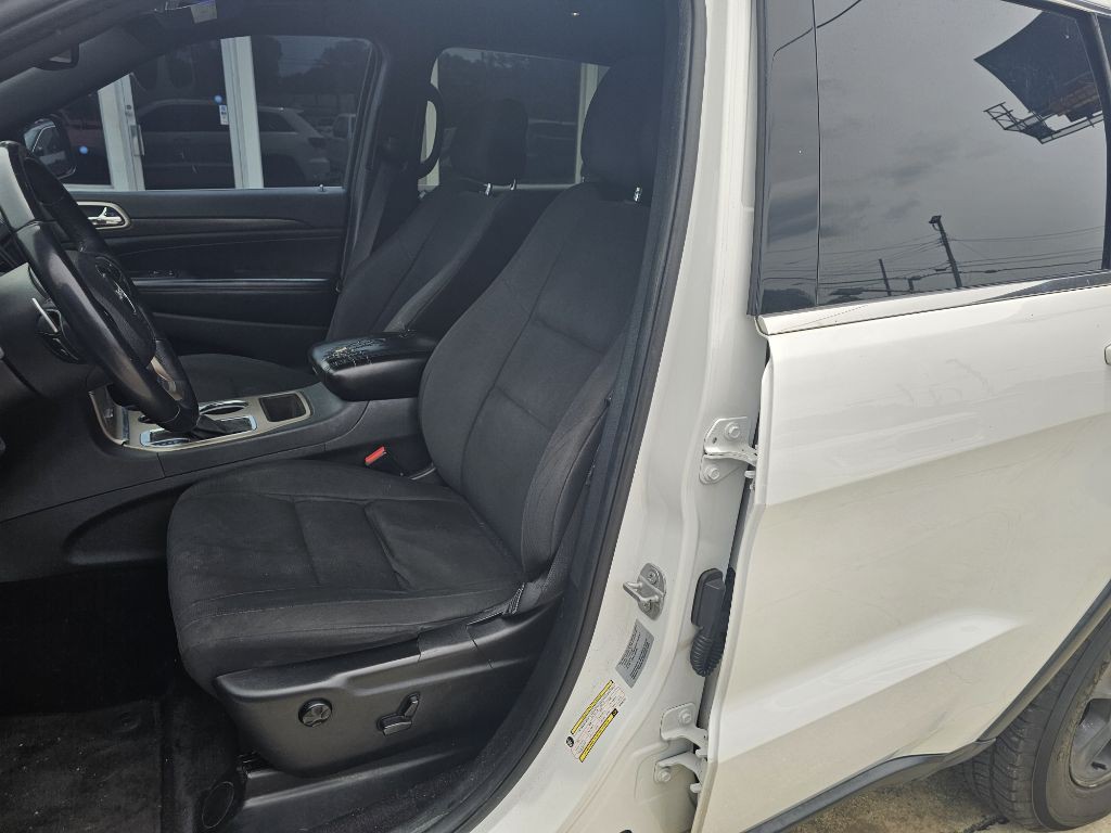 2017 Jeep Grand Cherokee Image 9