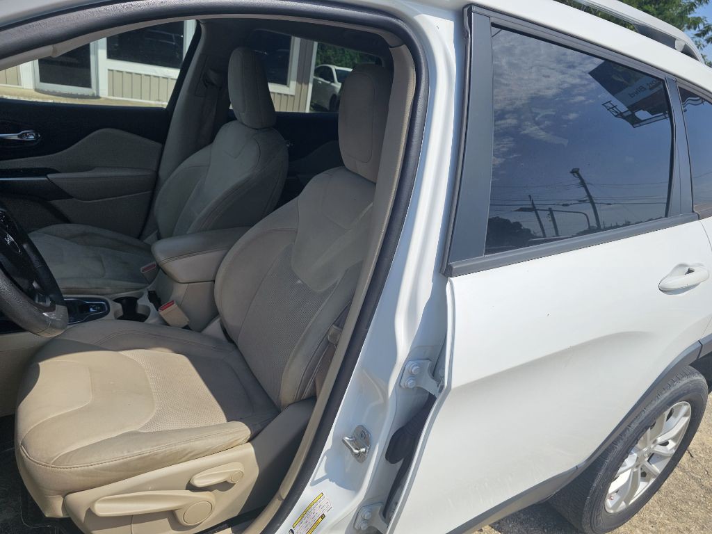 2020 Jeep Cherokee Image 9