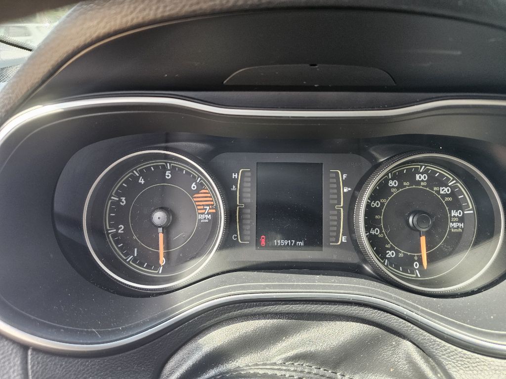 2020 Jeep Cherokee Image 12