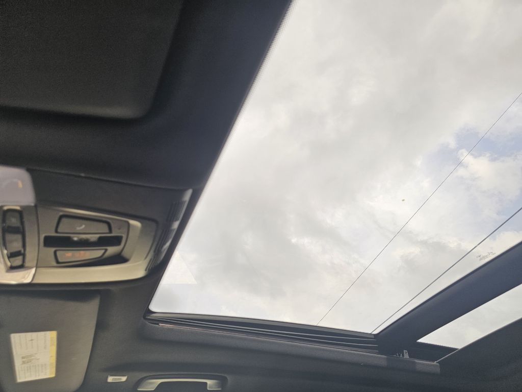 2018 BMW X5 Image 21