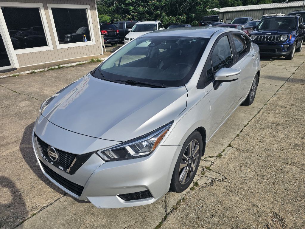 2020 Nissan Versa Image 2