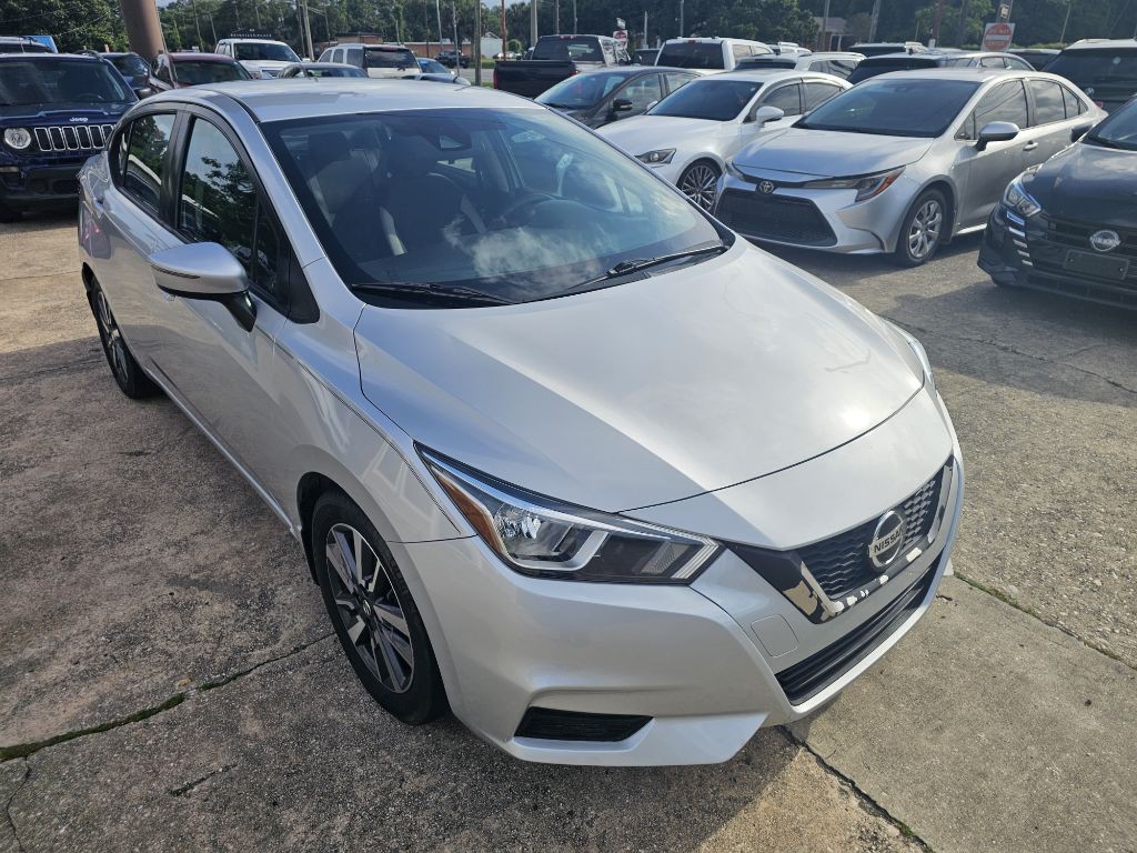 2020 Nissan Versa Image 4