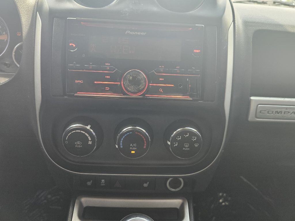 2016 Jeep Compass Image 17
