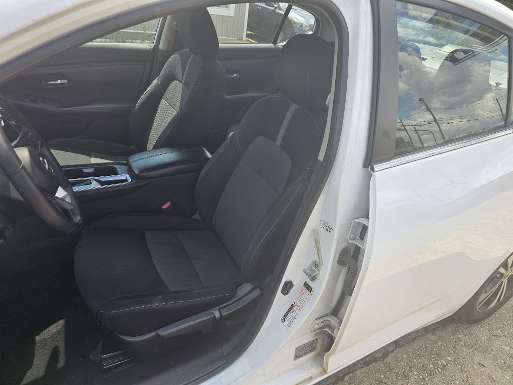 2021 Nissan Sentra Image 9