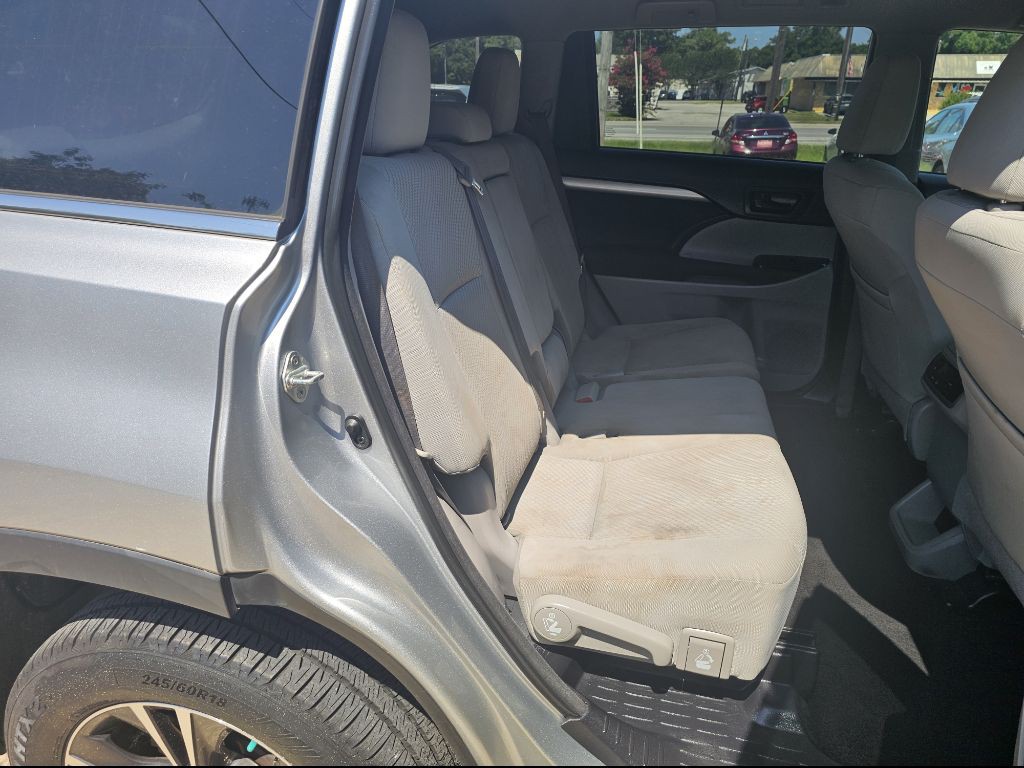 2018 Toyota Highlander Image 12