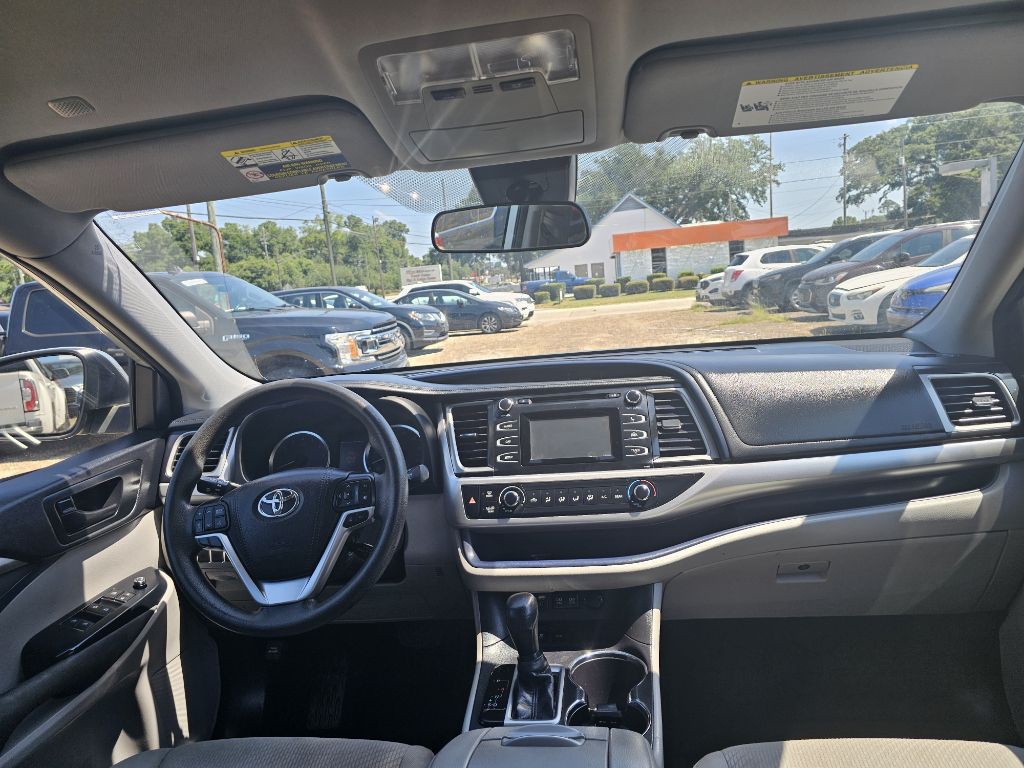 2018 Toyota Highlander Image 14