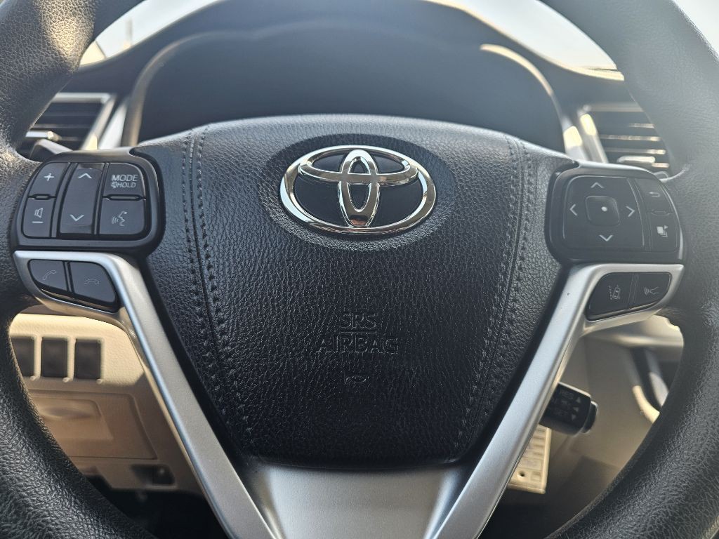2018 Toyota Highlander Image 15