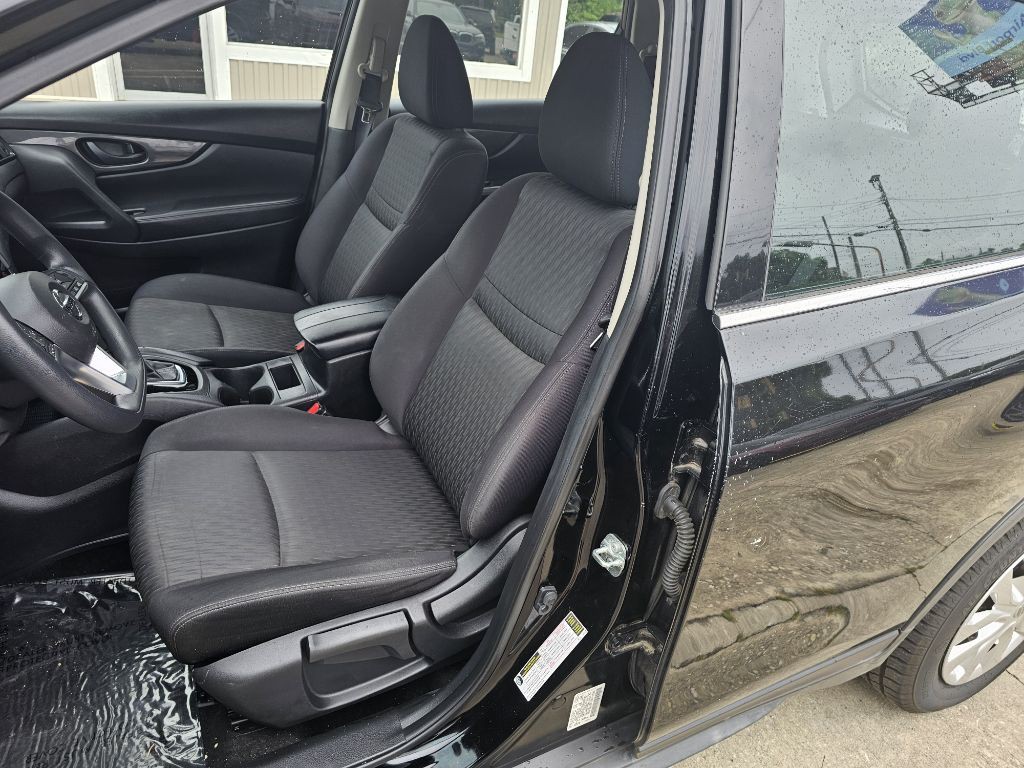 2020 Nissan Rogue Image 9