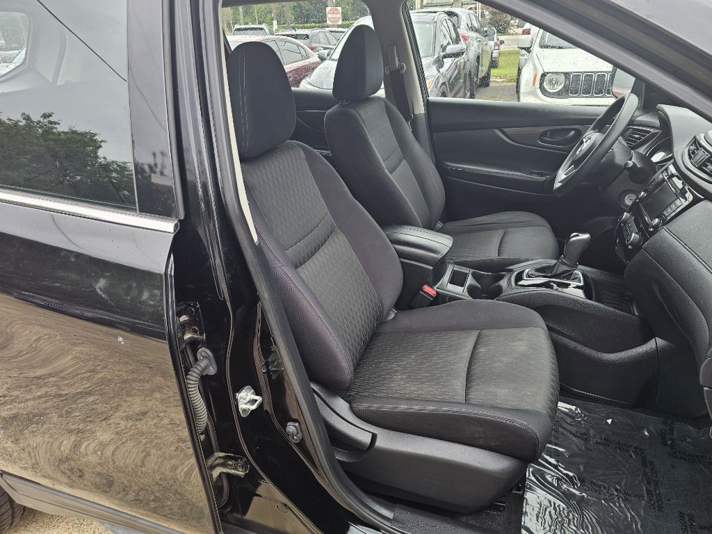 2020 Nissan Rogue Image 13