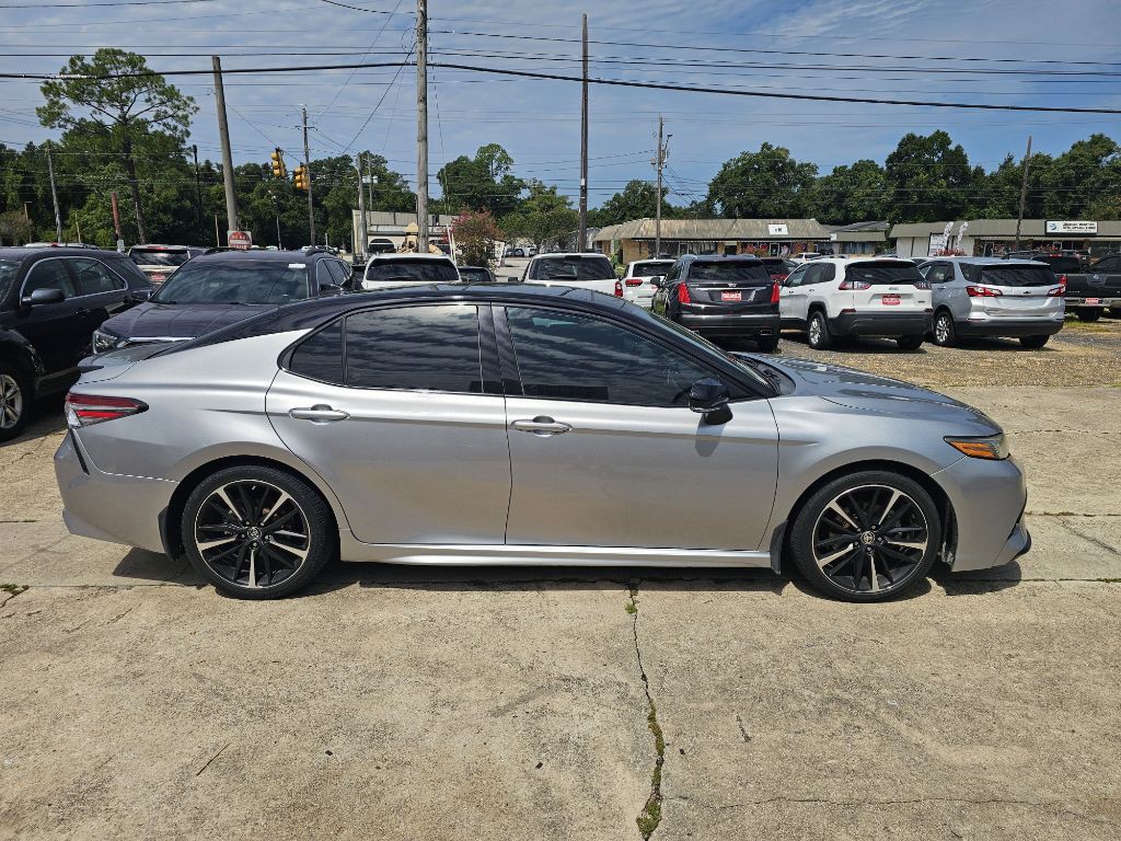2019 Toyota Camry Image 5