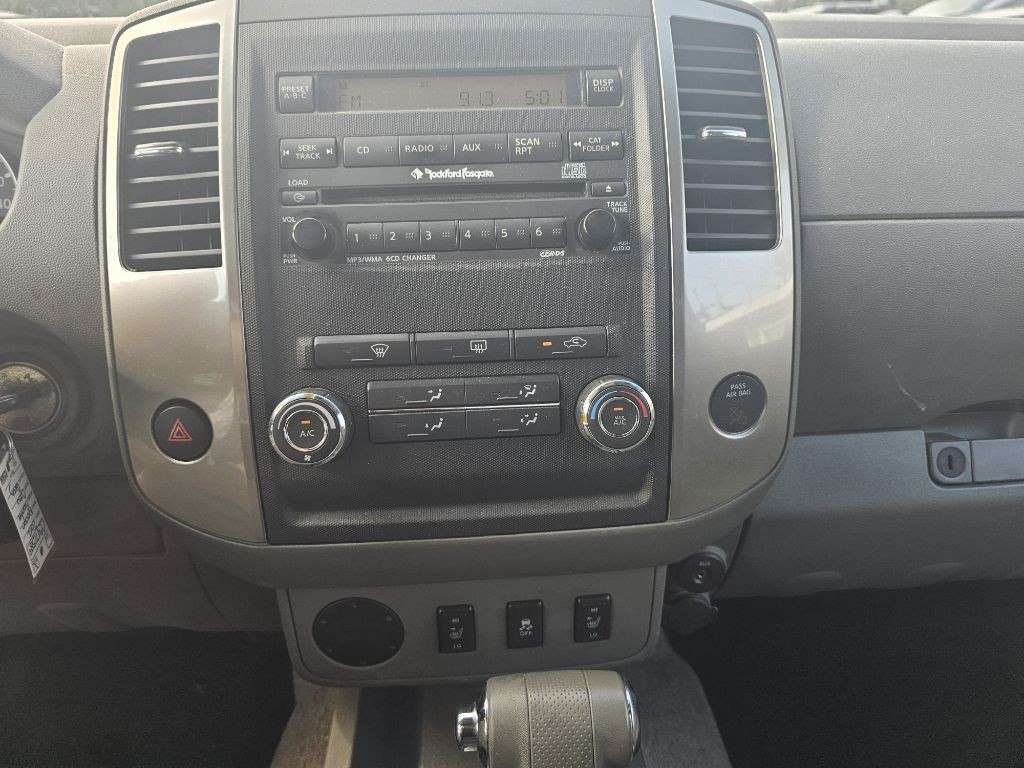 2012 Nissan Frontier Image 15