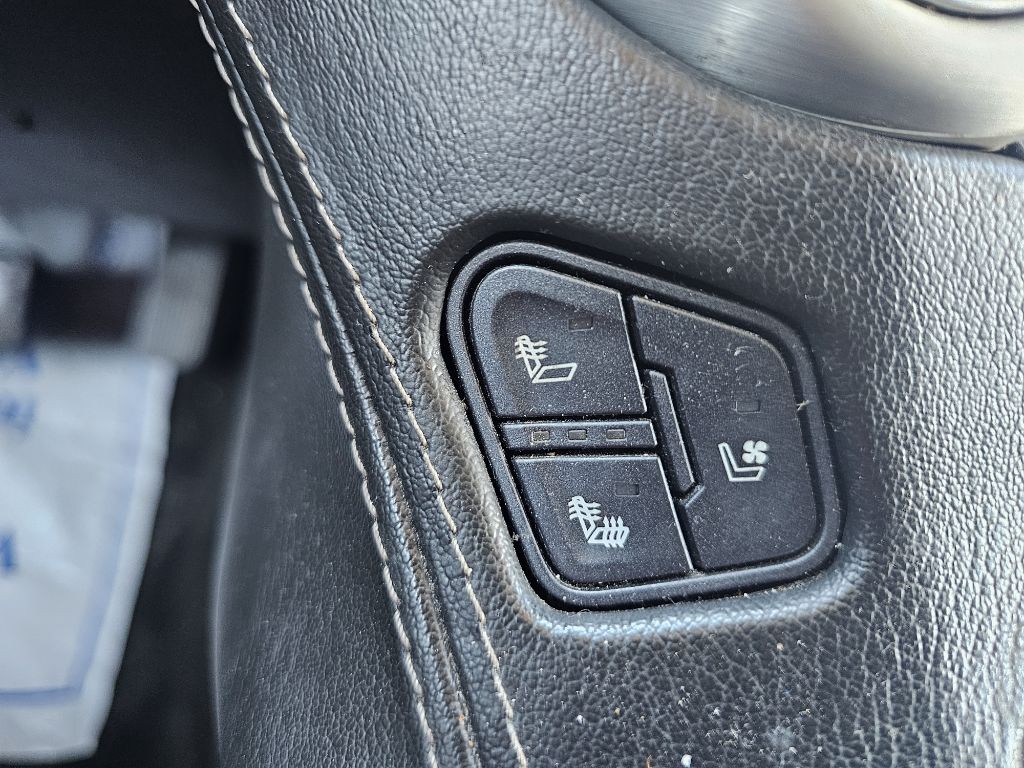 2018 GMC Yukon Image 24