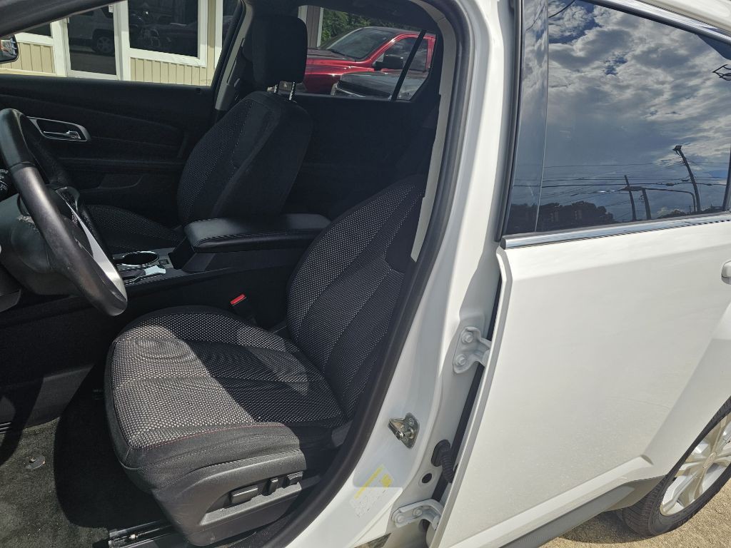 2017 GMC Terrain Image 9