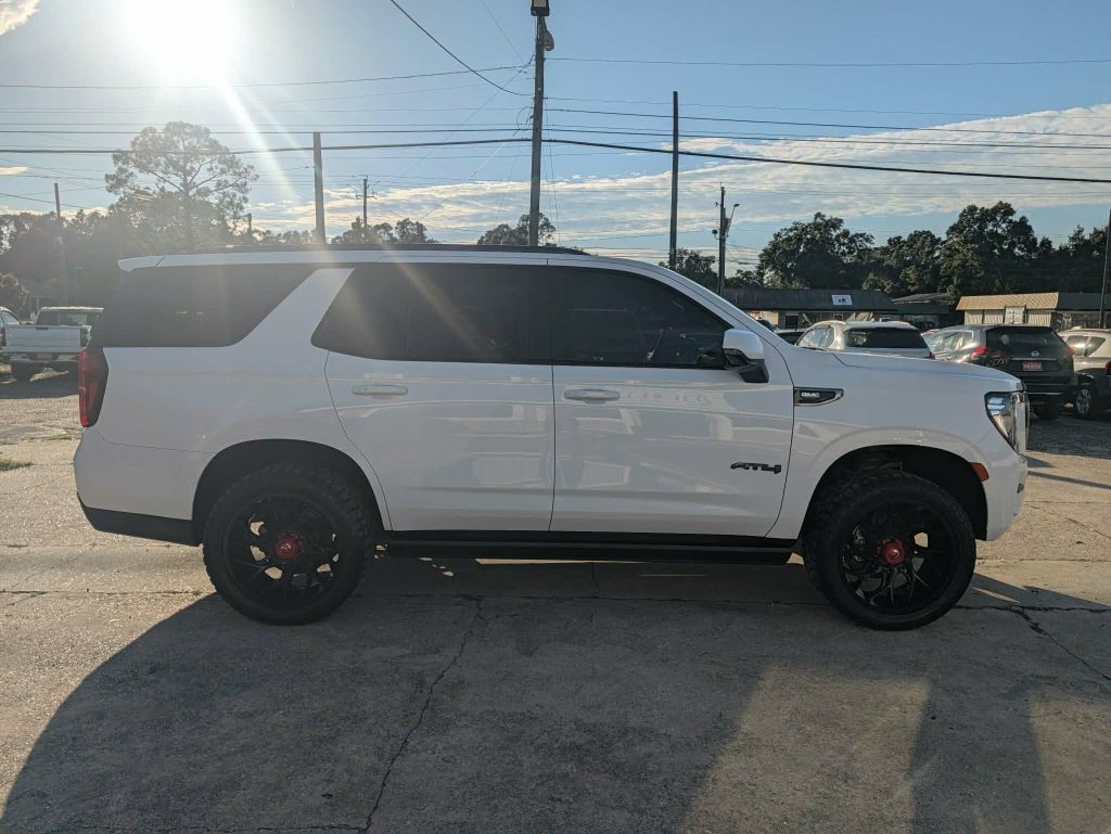 2021 GMC Yukon Image 8
