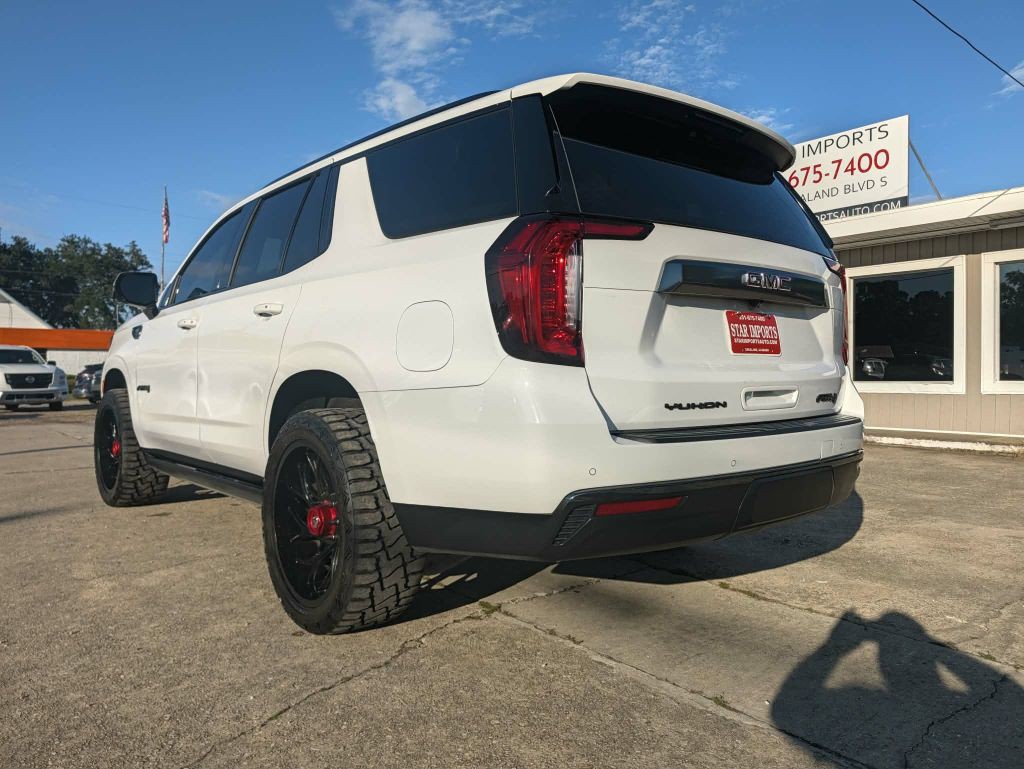 2021 GMC Yukon Image 15