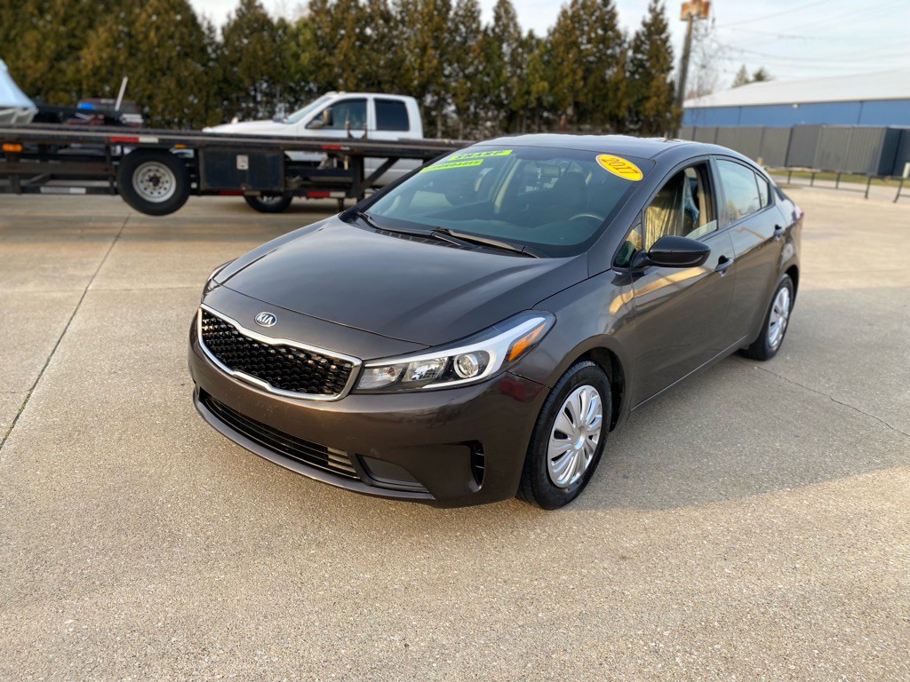 2017 Kia Forte Image 20