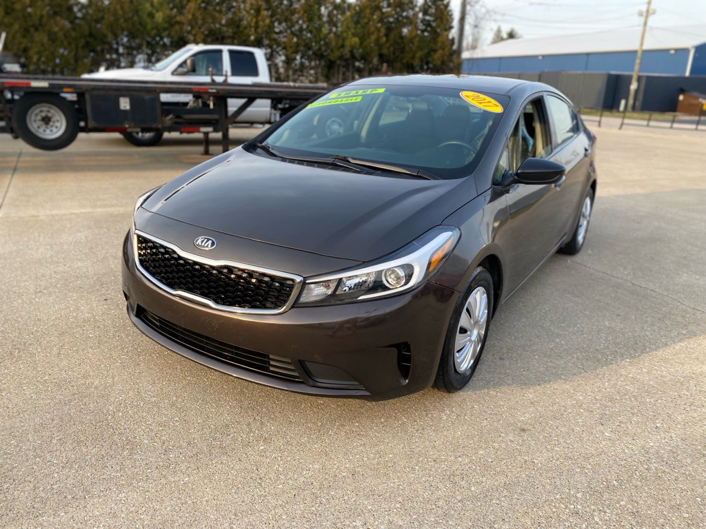 2017 Kia Forte Image 21