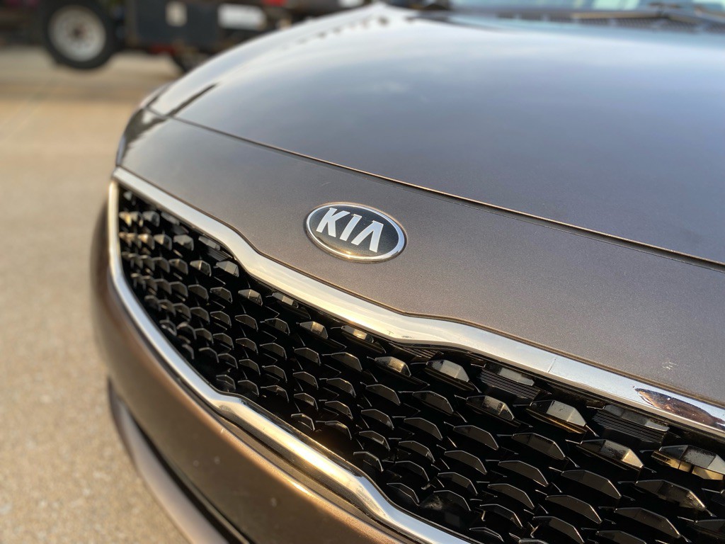 2017 Kia Forte Image 24
