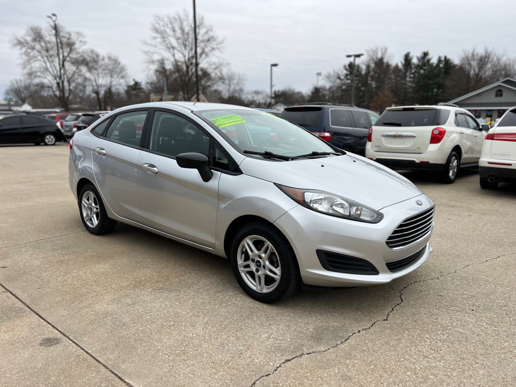 2017 Ford Fiesta Image 5