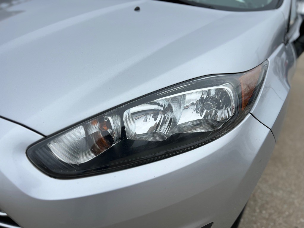 2017 Ford Fiesta Image 14
