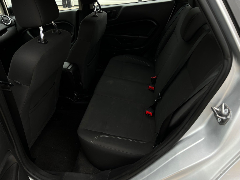 2017 Ford Fiesta Image 27