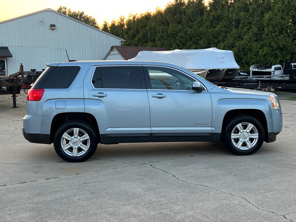 2015 GMC Terrain Image 4