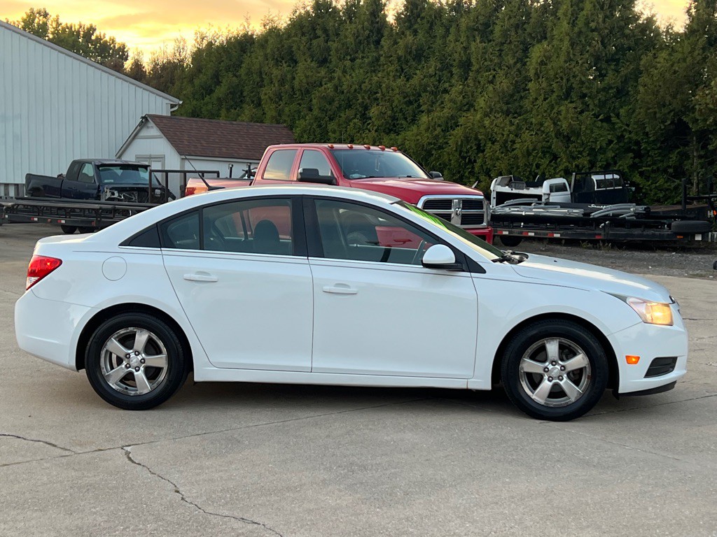 2012 Chevrolet Cruze Image 9