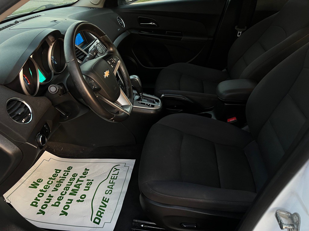 2012 Chevrolet Cruze Image 19