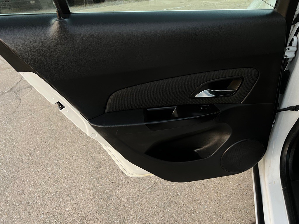 2012 Chevrolet Cruze Image 26