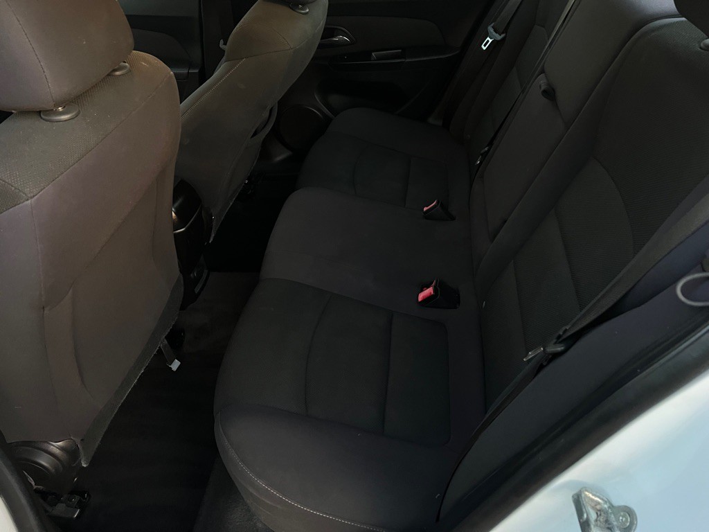 2012 Chevrolet Cruze Image 28