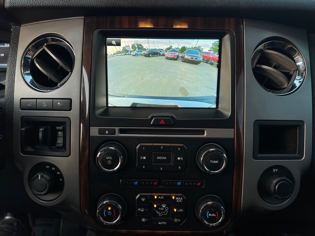 2015 Ford Expedition Image 28