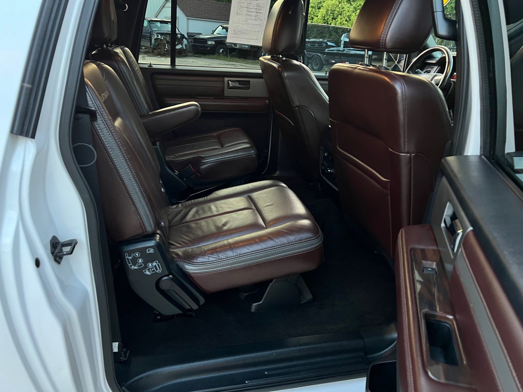2015 Ford Expedition Image 38