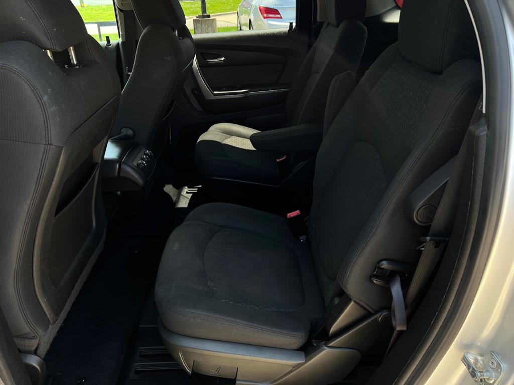 2012 GMC Acadia Image 31