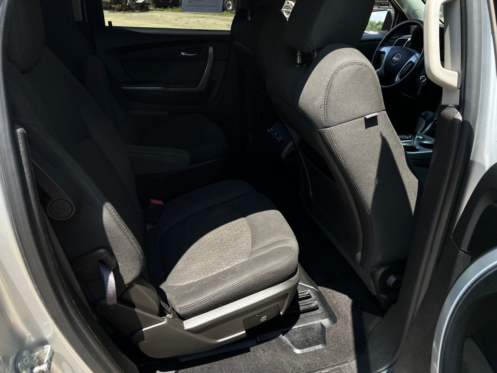 2012 GMC Acadia Image 38