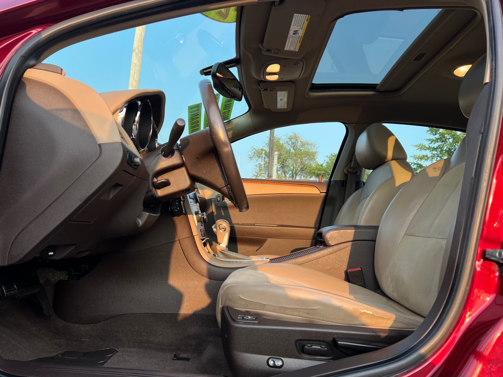 2011 Chevrolet Malibu Image 19