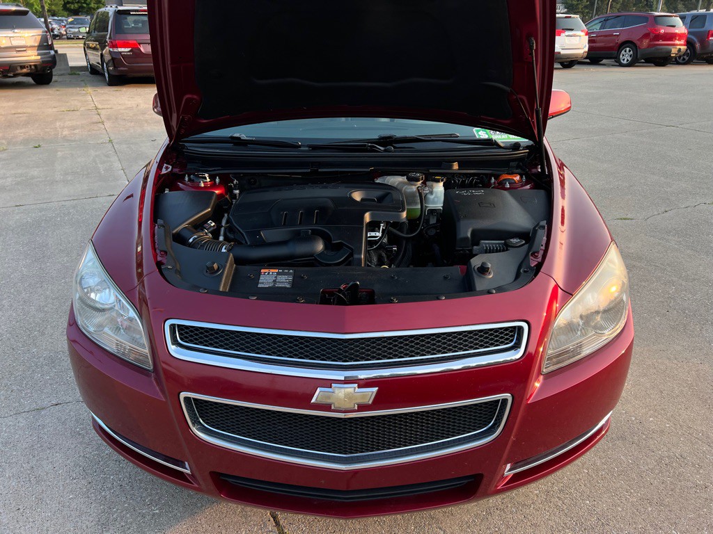 2011 Chevrolet Malibu Image 41