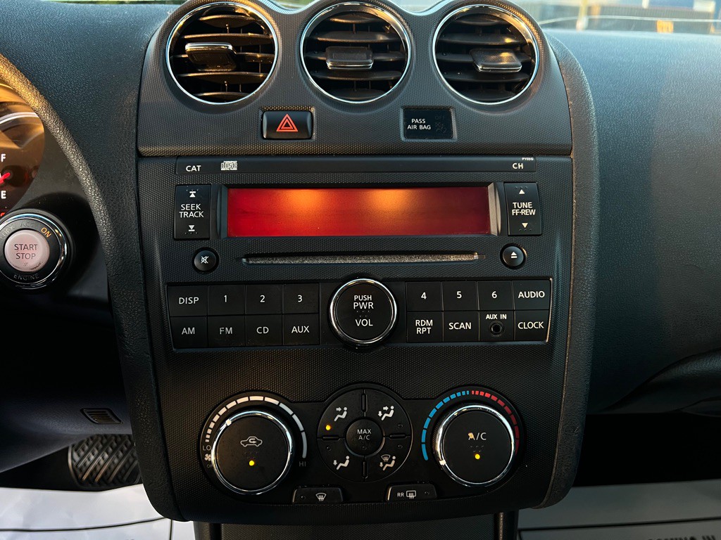 2010 Nissan Altima Image 26