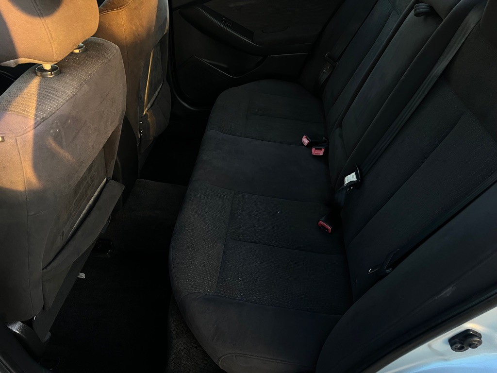2010 Nissan Altima Image 30